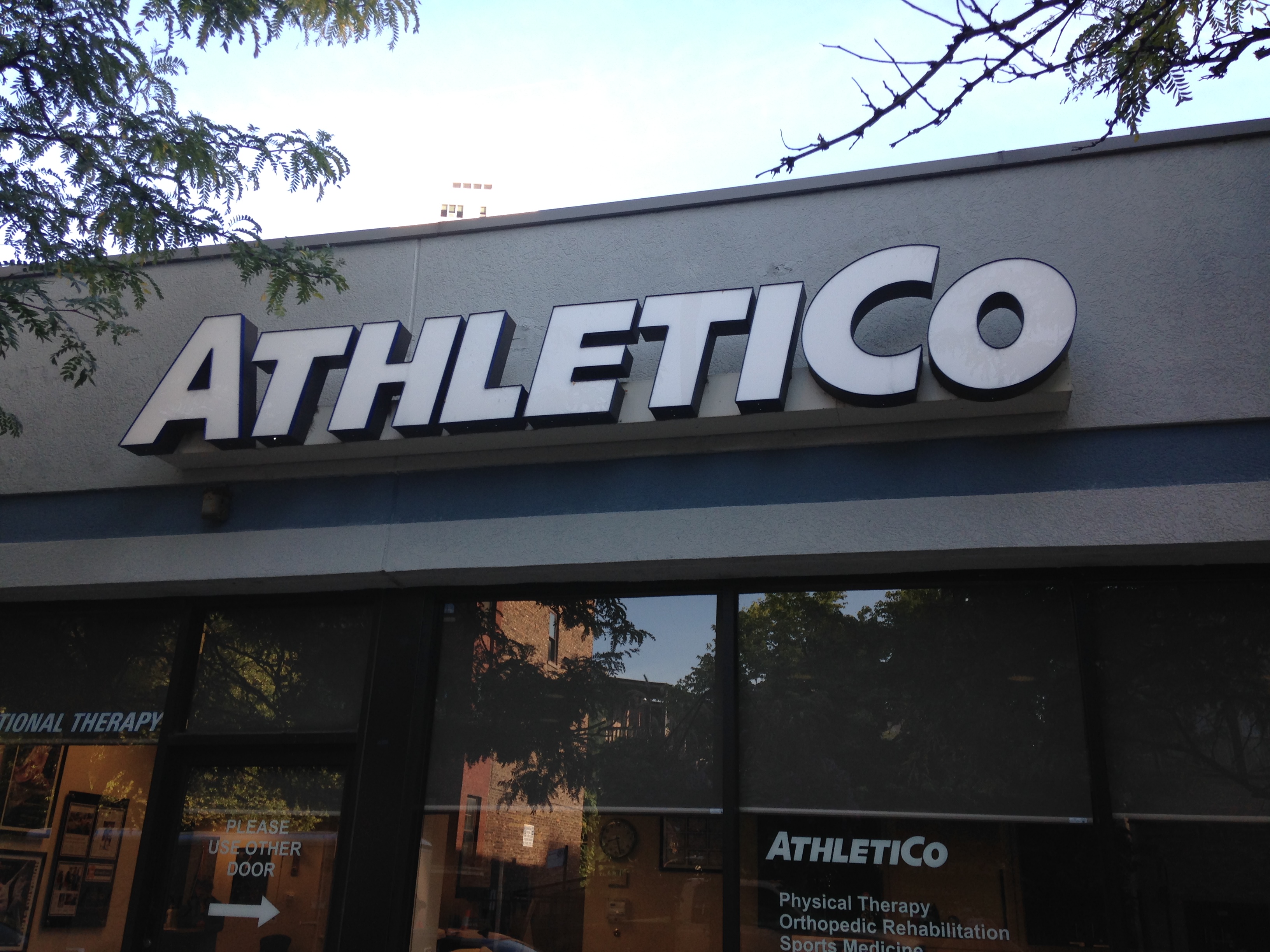 Physical Therapy Hyde Park, Chicago Athletico Hyde Park East