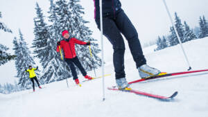 cross country skiing benefits and injury risks