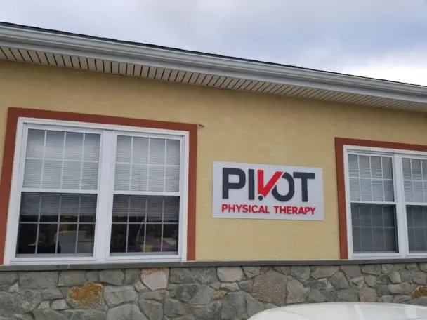 Physical Therapy New Holland, PA - Pivot PT, an Athletico company