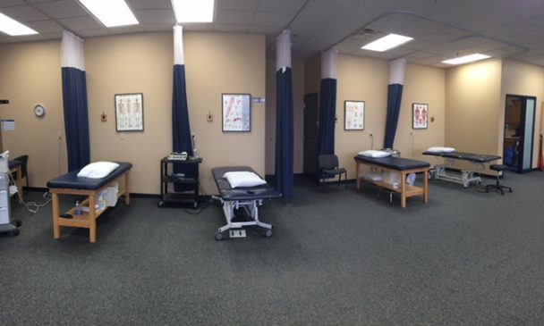 physical therapy clinic urbandale