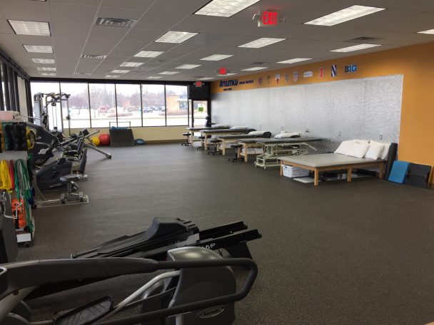 physical therapy in crystal lake