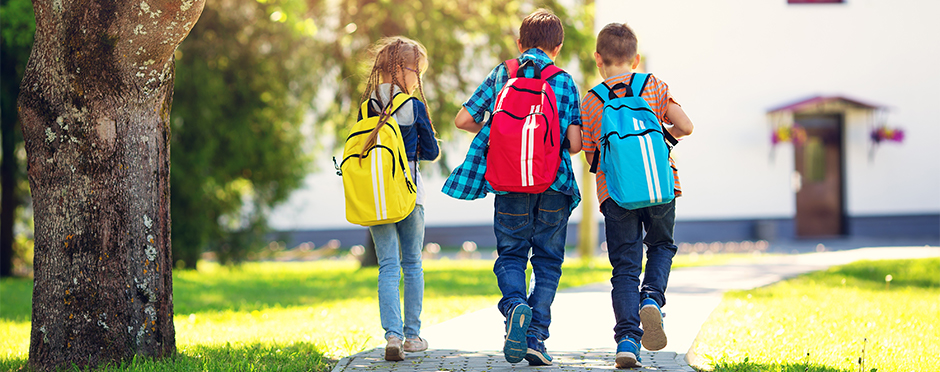 backpack and back pain safety back to school