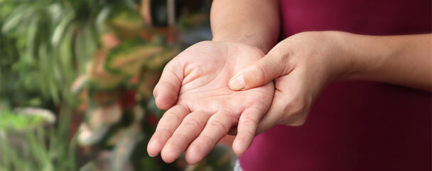 How To Relieve Achy Hands Athletico how-to-relieve-achy-hands-athletico