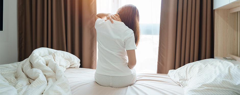 Woke Up On The Wrong Side Of The Bed? 4 Stretches To Alleviate Back And Neck Pain