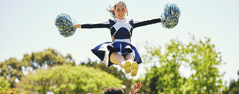 Stretches for Cheerleaders: Flyers and Bases
